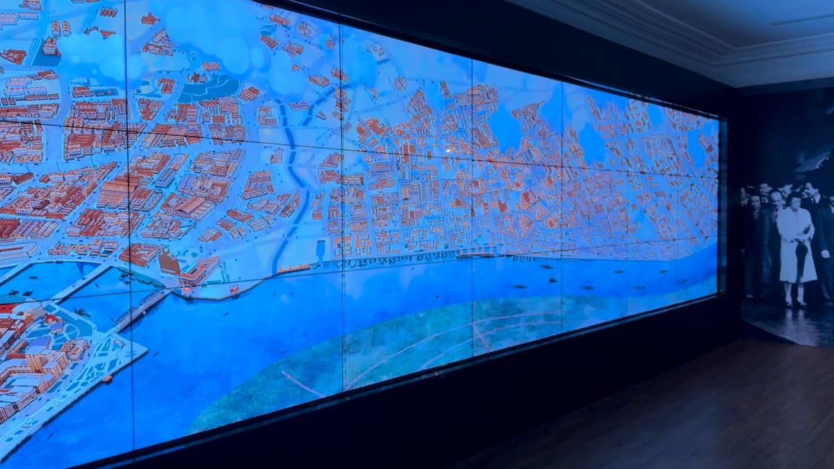 Backlit map of Jewish district