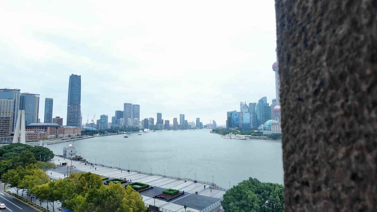 Bridge and far bank outlook