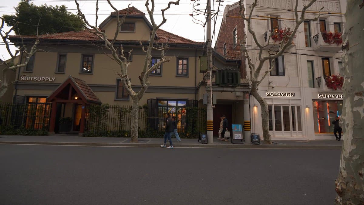 Corner shops under tiled roof