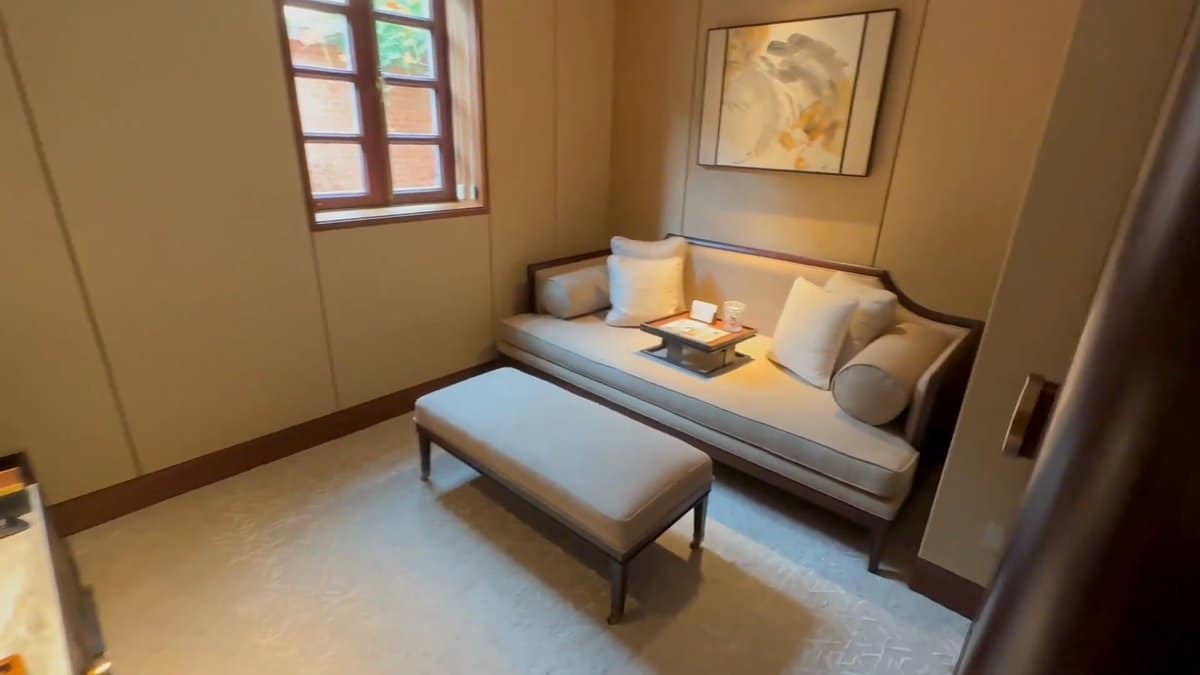 Daybed beneath the window