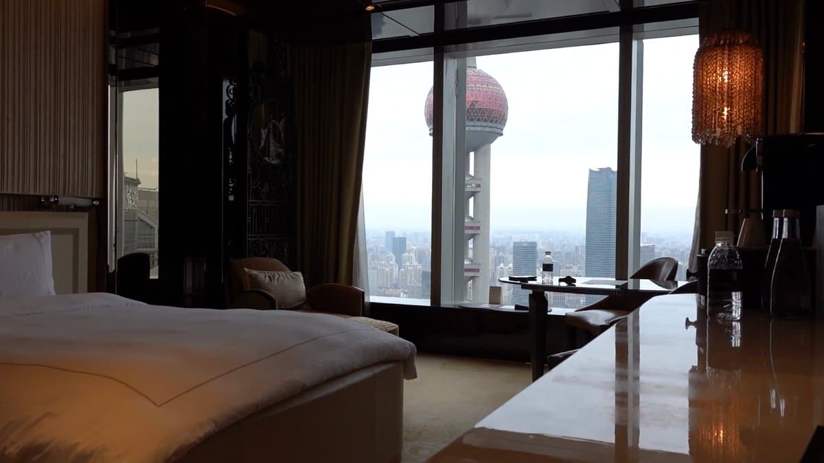 Daylight room facing Oriental Pearl