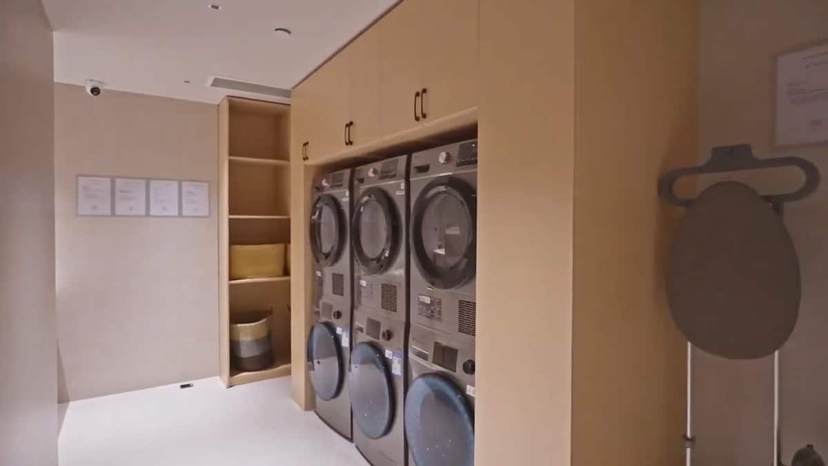 Guest laundry machines