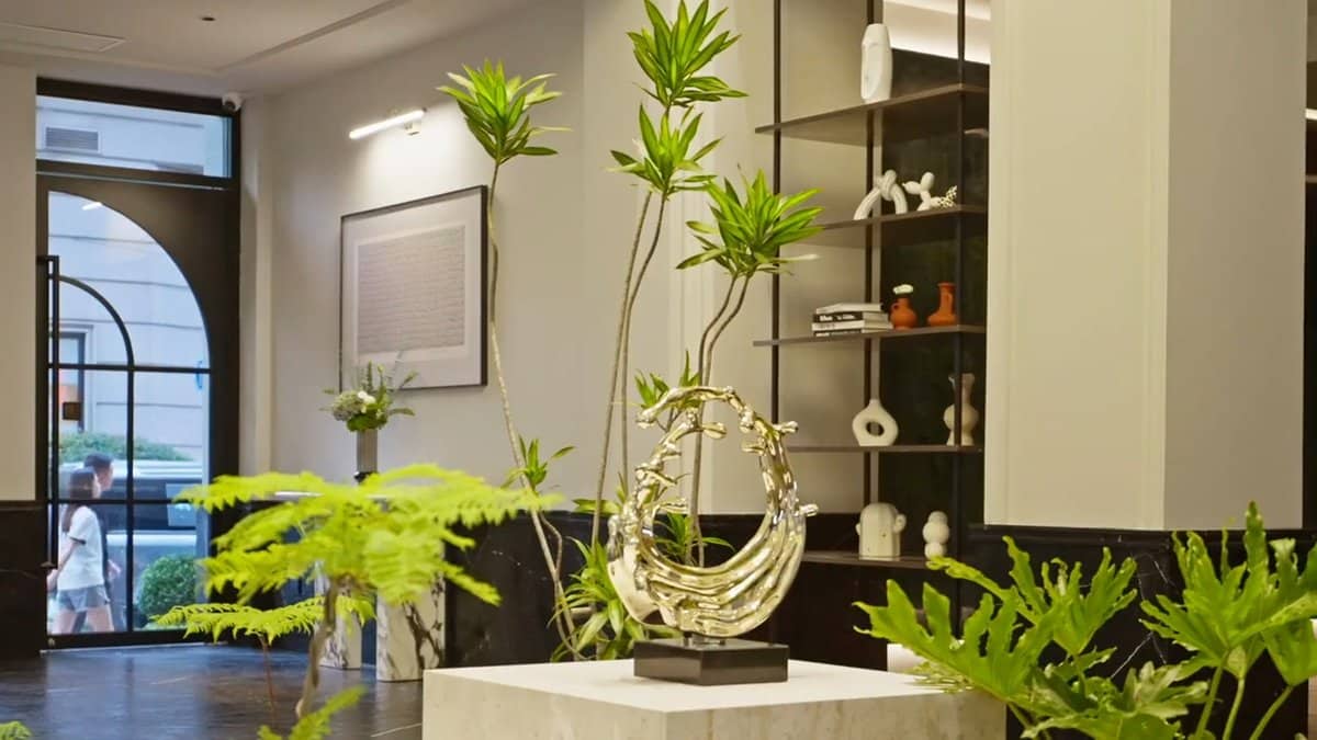 Lobby lounge with sculpture