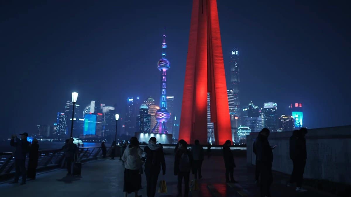 Northern Bund promenade at night