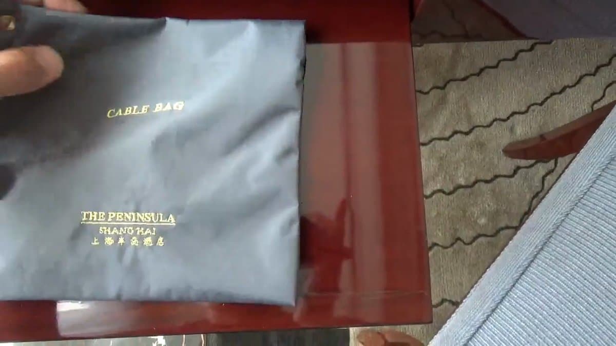 Peninsula in-room cable bag