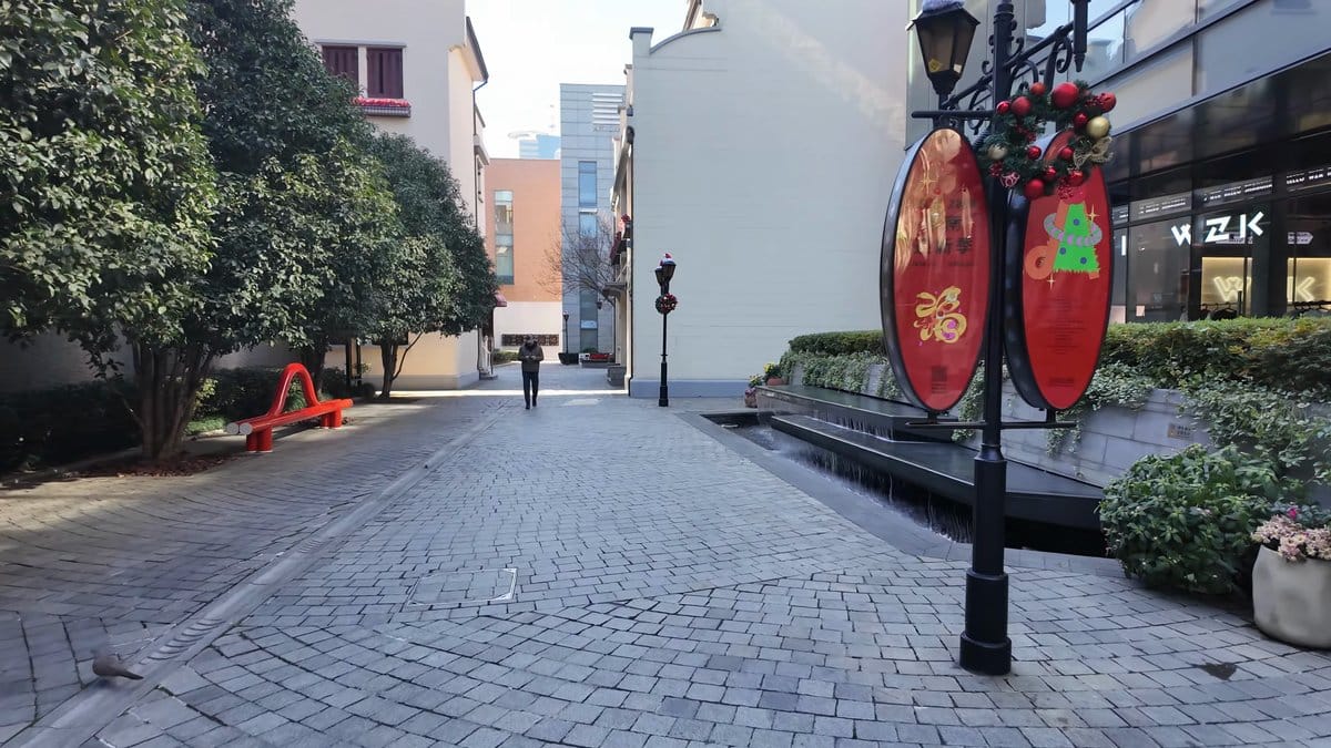 Red lanterns along villa lane