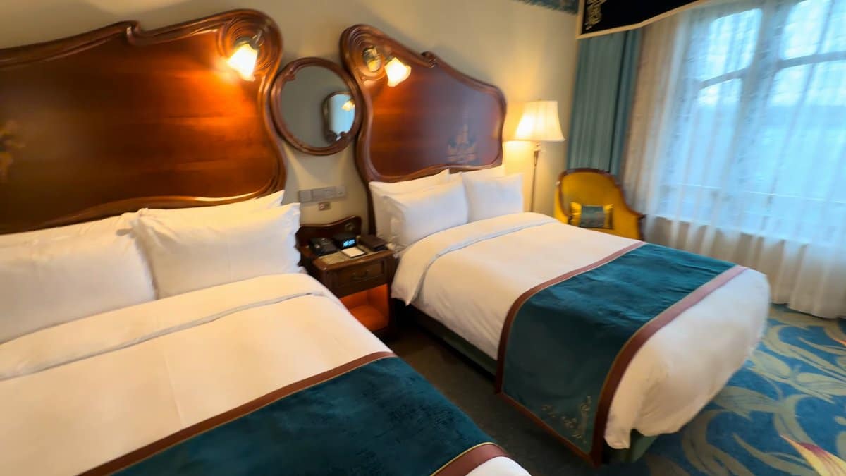 Teal runners on twin beds