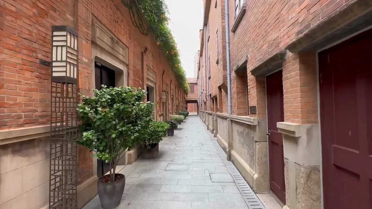 The lane looking the other way, the brick