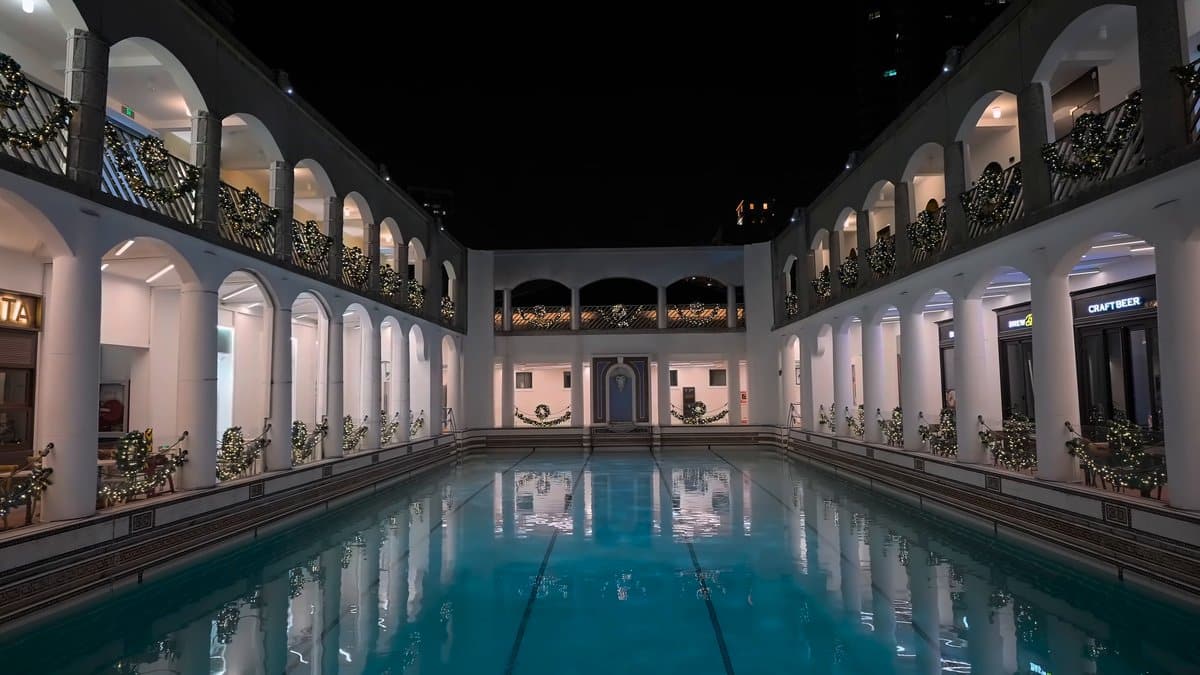 The pool from the opposite end, the galleries