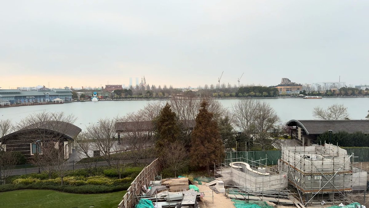 The same view panned right, low pavilions along