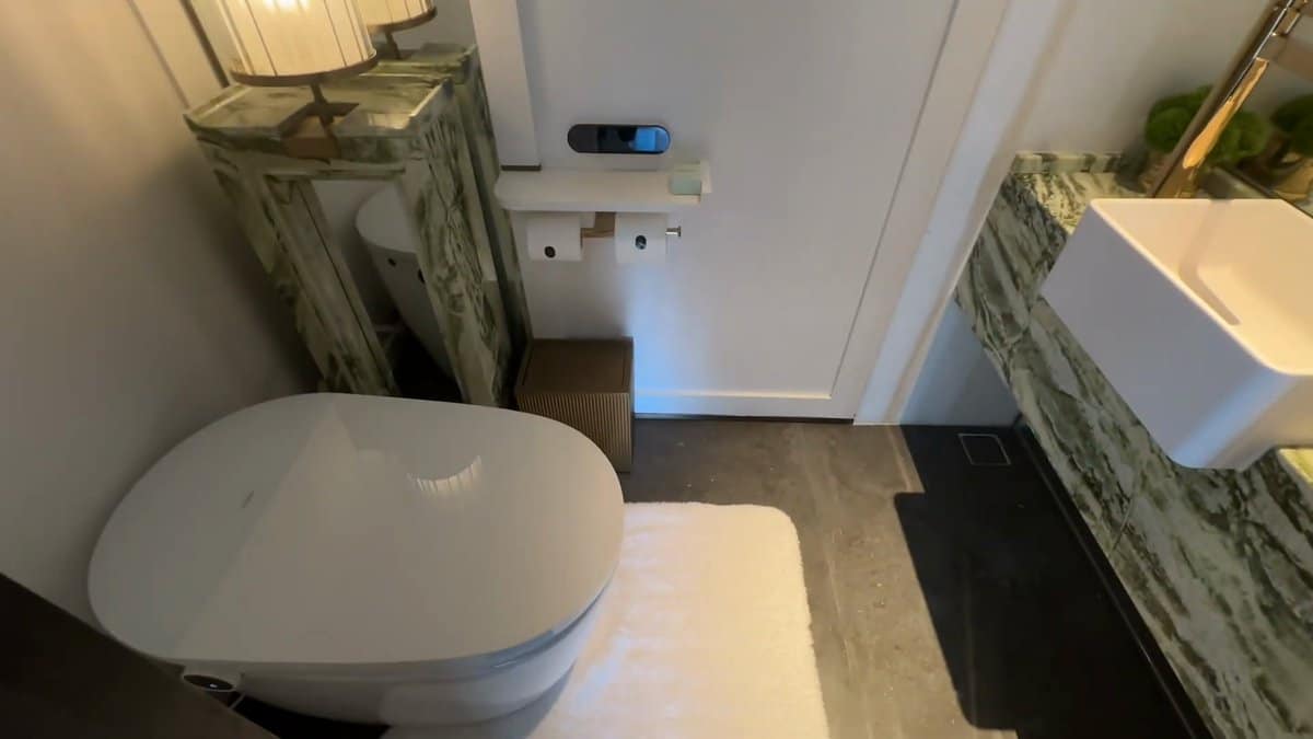 The washlet with its control panel, the marble