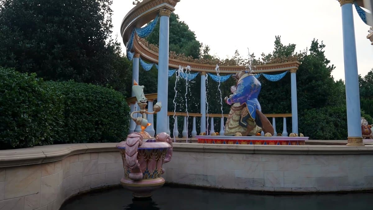 Beauty and the Beast garden statue