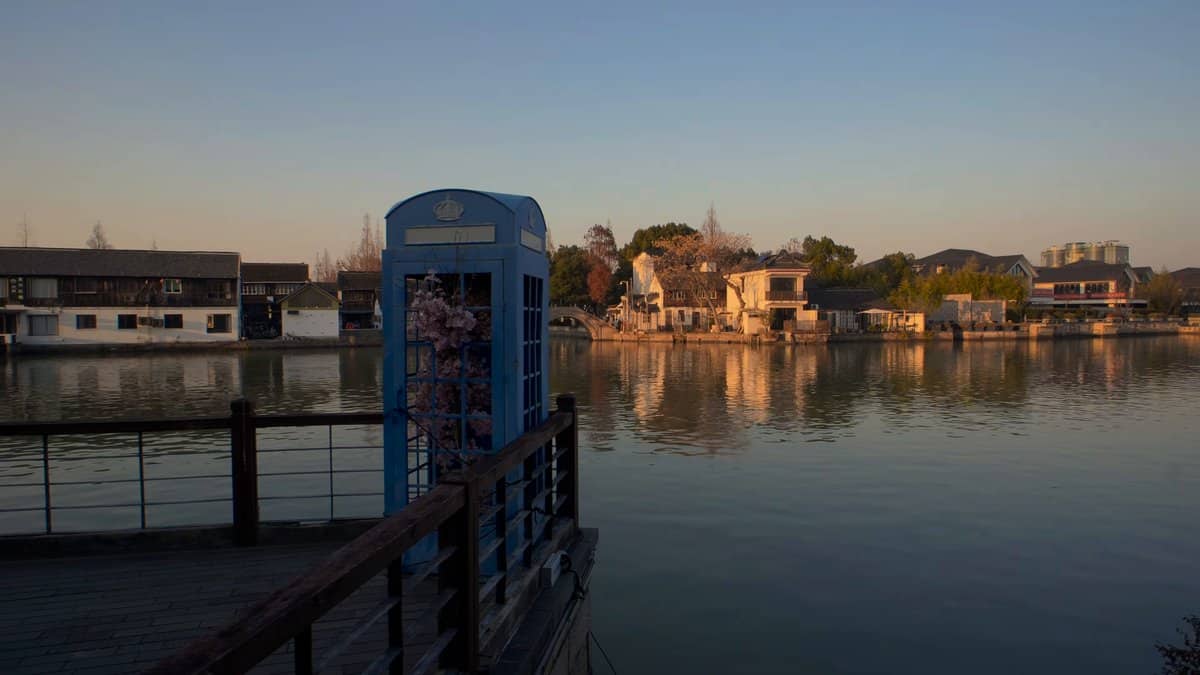 Broad water at Zhujiajiao dusk