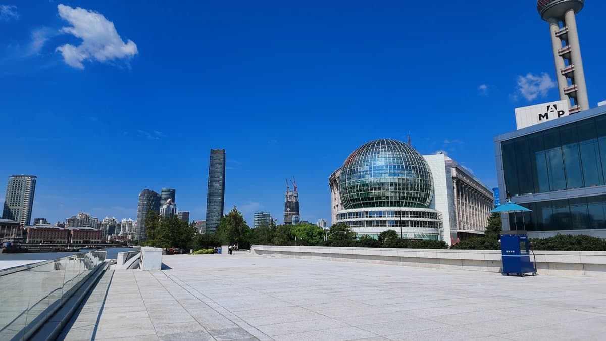 Conference Center globe and Oriental Pearl