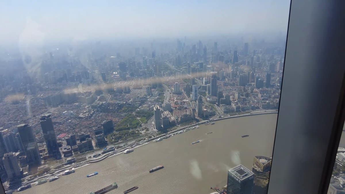 Huangpu curving past the Bund