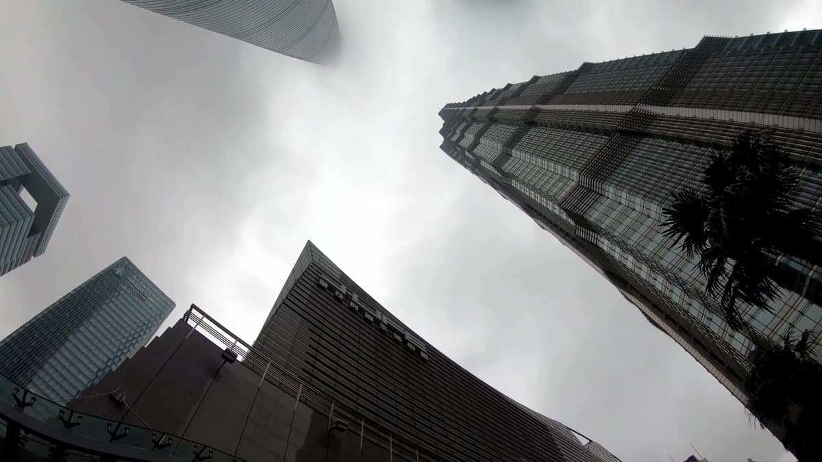 Looking up Jin Mao from plaza