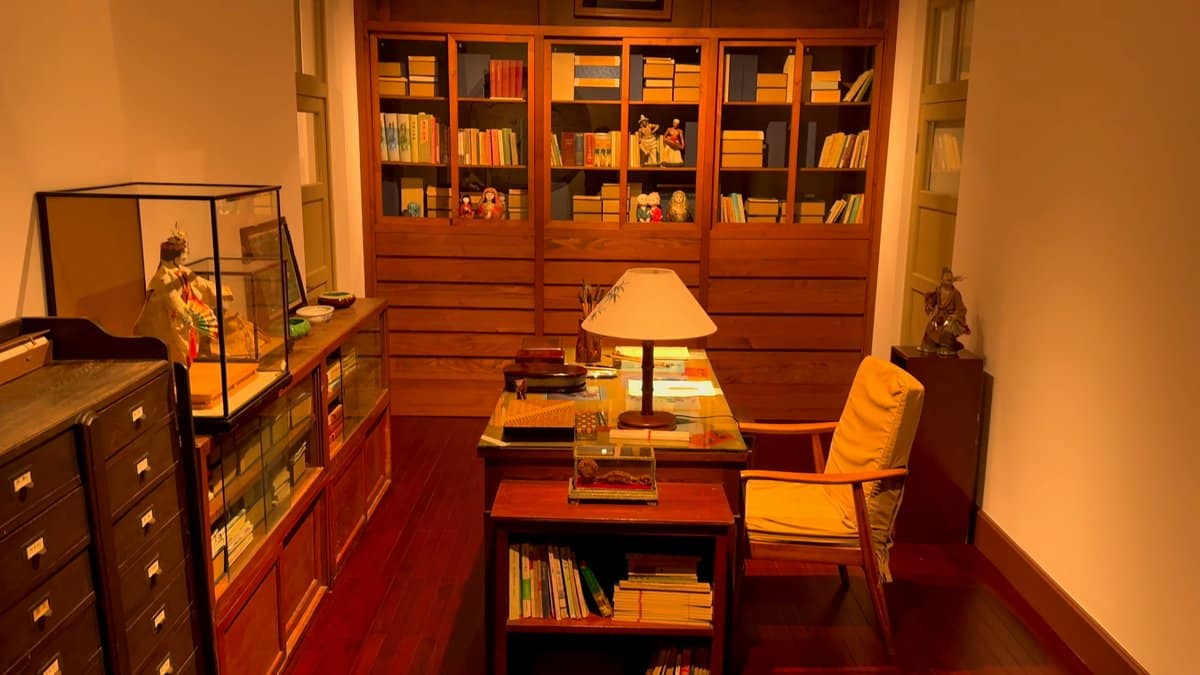Reconstructed traditional scholar's study